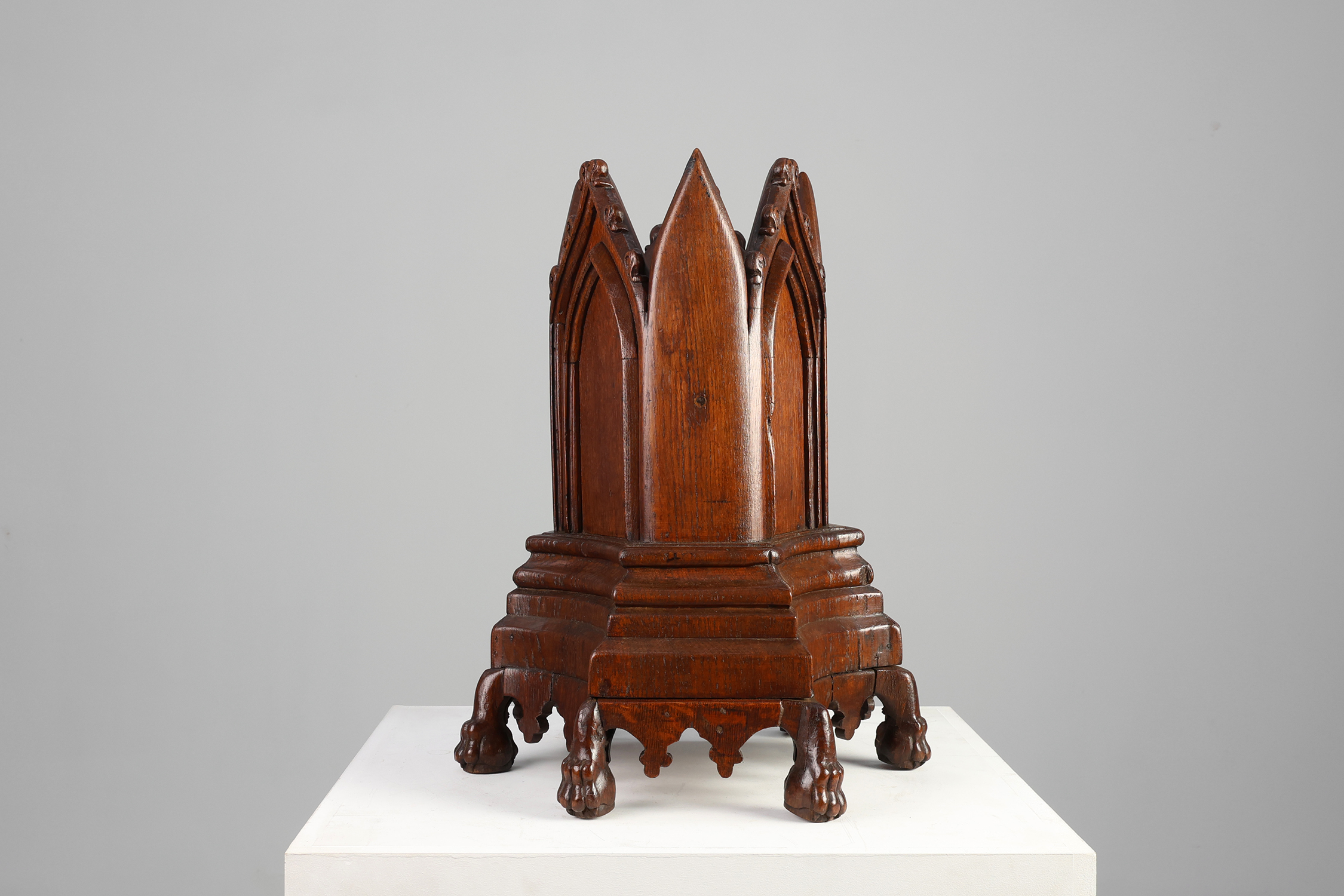 Neo-Gothic Oak Umbrella Stand with Sculptural Carving, France, 19th Centurythumbnail